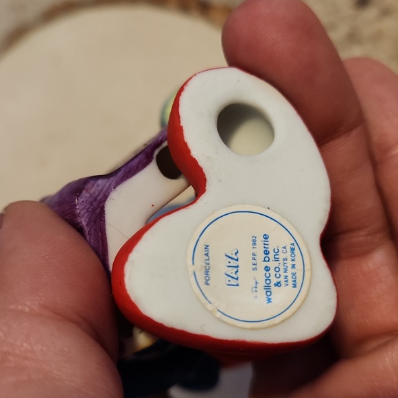 Wallace & Berrie Porcelain Papa Smurf with Purple Book Figurine 1982 - Picture 7 of 7